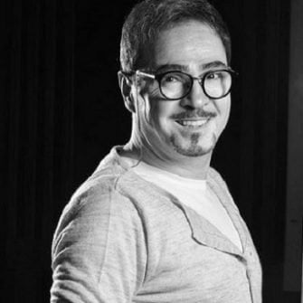 خشایار اعتمادی بن بست