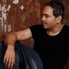 دانلود آهنگ خشایار اعتمادی فقط از من بخواه Mp3