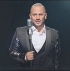 دانلود آهنگ اشوان چه خوبه حالم Mp3