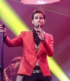 دانلود آهنگ مهدی احمدوند تنهام نزار Mp3