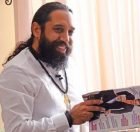 دانلود آهنگ روزبه نعمت الهی ۲۱:۴۸ Mp3