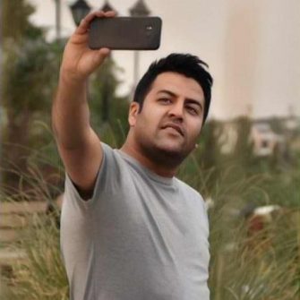 پویا بیاتی سیصد و سیزده