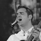 دانلود آهنگ محسن یگانه نمیزارم خسته شی Mp3