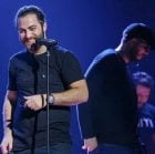 دانلود آهنگ مسیح و آرش Ap چه قشنگ Mp3