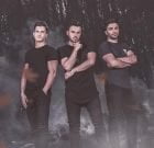 دانلود آهنگ امو بند عالم دیگه ای داره چشات