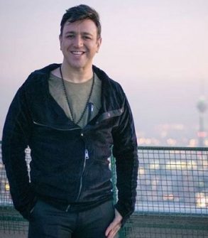 امین رستمی به دلم موند