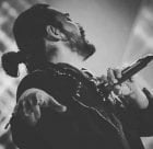 دانلود آهنگ امیر عباس گلاب بماند که خواب و خیال من آشفته کردی