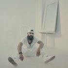 دانلود آهنگ جدید معین زد من عاشقتم هنوزم