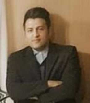 پویا بیاتی خواستم بگم