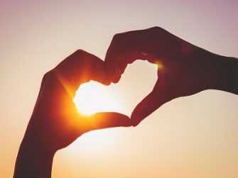 تو پلنگ منی منو چنگ میزنی