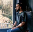 دانلود آهنگ جدید امیر عظیمی من با همه بدم جز تو